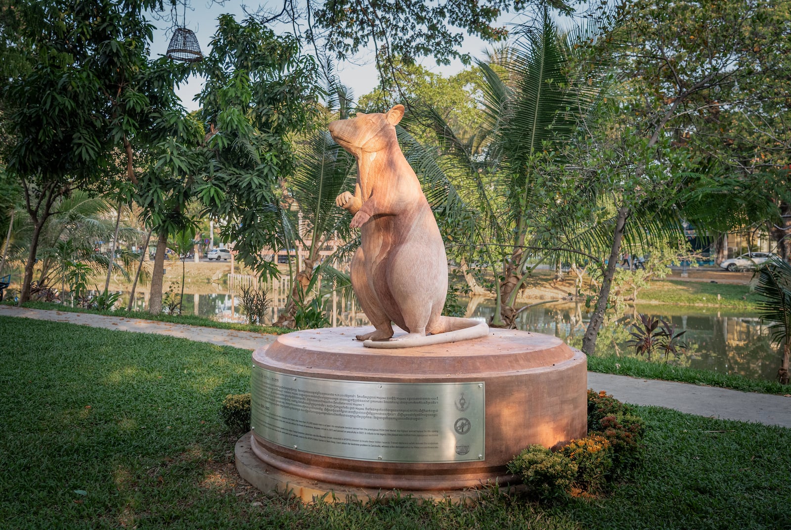HeroRAT Magawa Honored With A Giant Statue In Cambodia has 21 comments.